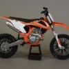 Maquette KTM 450 SX-F échelle 1/10