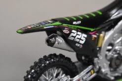 Maquette Kawasaki 250 KX-F Moreau échelle 1/12 -Outils De Moto PhotosMaquette2 023